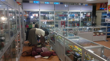 【原厂直销 精品数码展示柜台 玻璃货柜 首饰柜 铝质 多款供选拆装】价格,厂家,图片,义乌市驰翔货架-