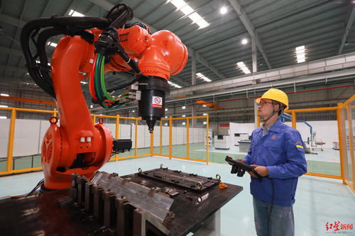 高质量发展成都行 揭秘成都火箭制造 数字工厂 效率提升2.5 3倍,还能 增加 新能源汽车续航里程