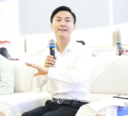 盘石钱江晚报联办 把脉百家小店 拥抱数字经济 政协委员会客厅